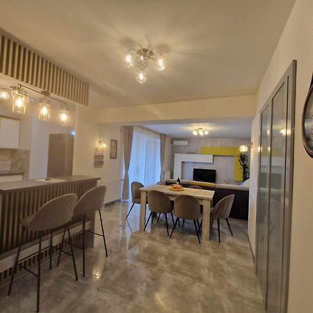 Avram Iancu Apartment Braşov Buitenkant foto